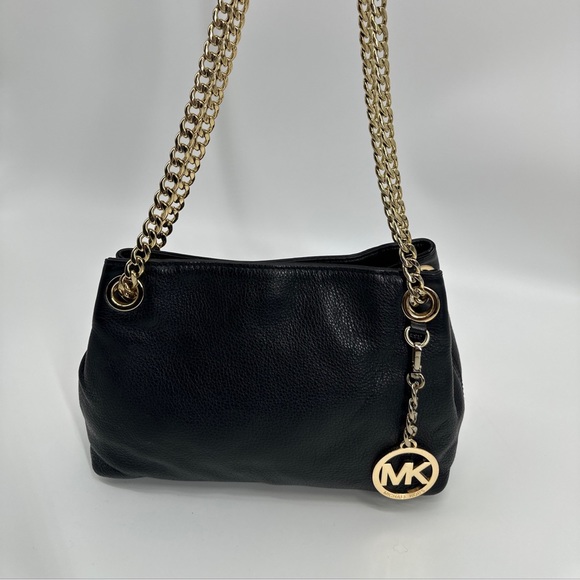 Michael Kors Black pebbled leather shoulder bag gold chain straps - Picture 2 of 7
